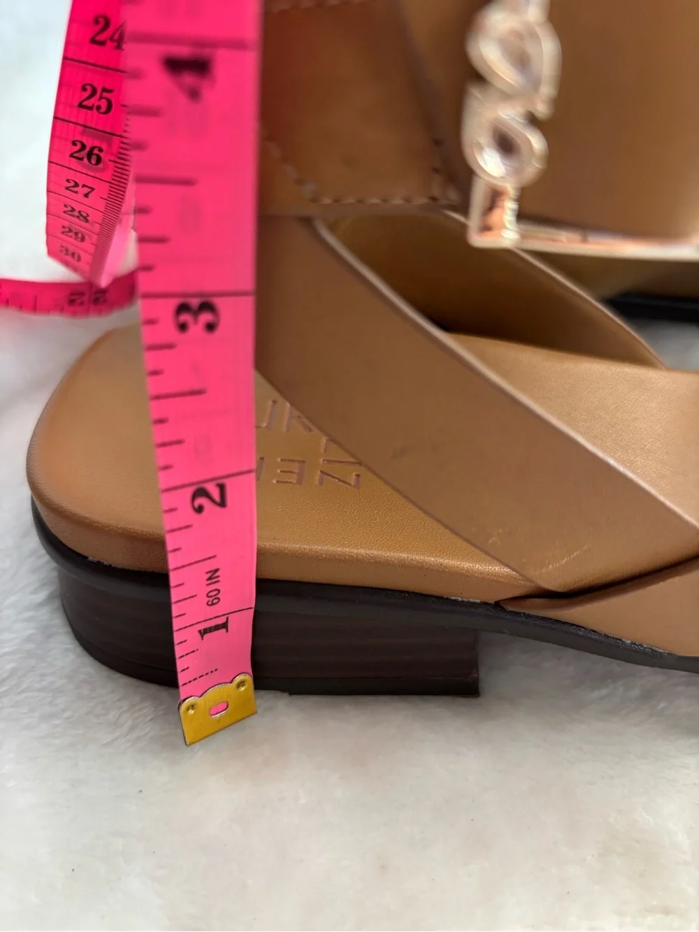 Naturalizer Birch Saddle Tan Leather Strappy Toe Ring Sandal Size 8.5